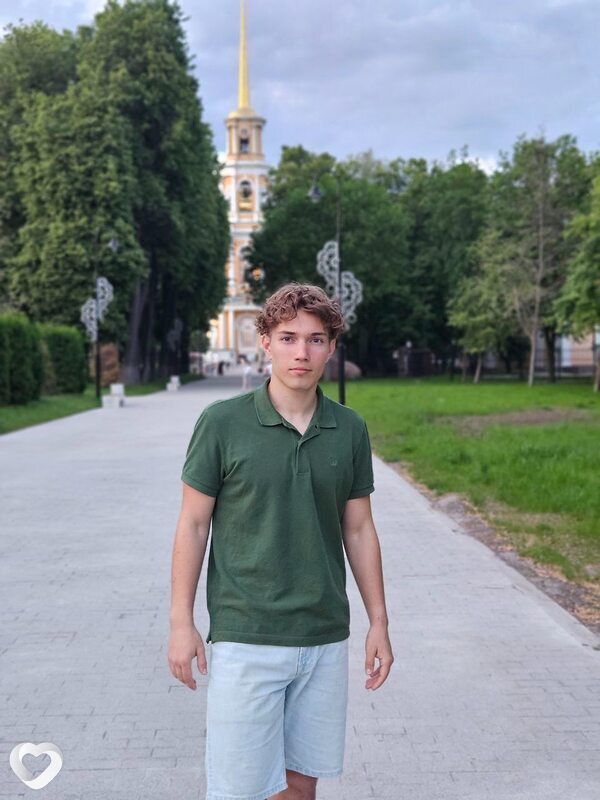 Александр, 19, Рязани — анкета №2317950