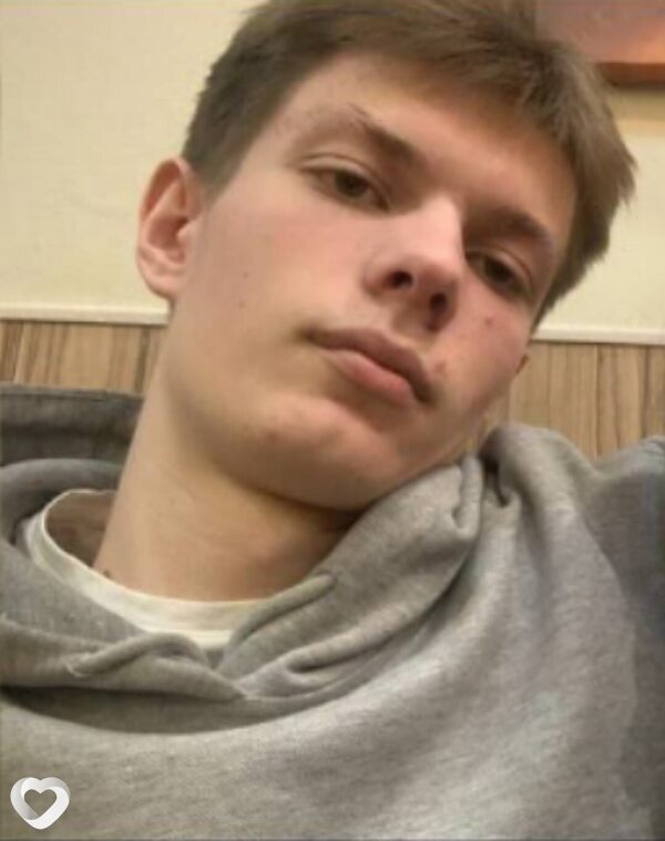 Максим, 20, Санкт-Петербурге — анкета №2318006
