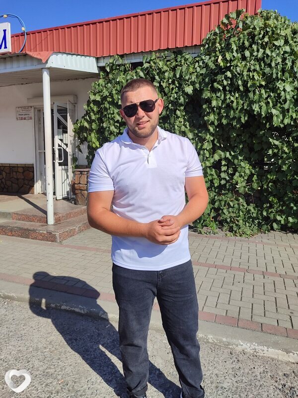 Александр, 30, Кировском — анкета №2318190