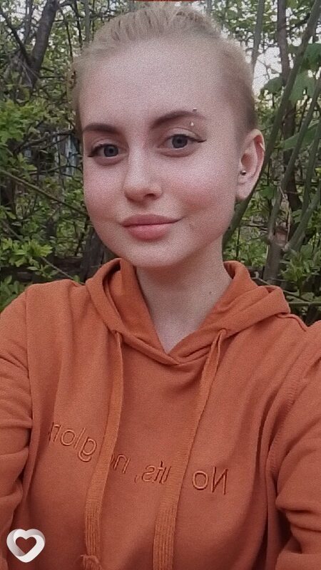 Елена, 26, Орёл — анкета №2318531