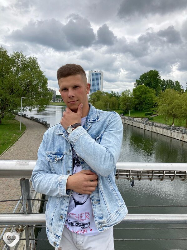 Павел, 25, Слониме — анкета №2319036