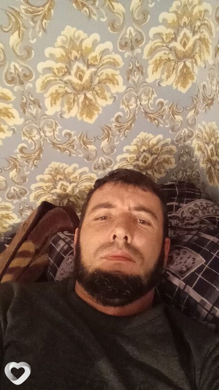 Умар, 28, Ялте — анкета №2318832