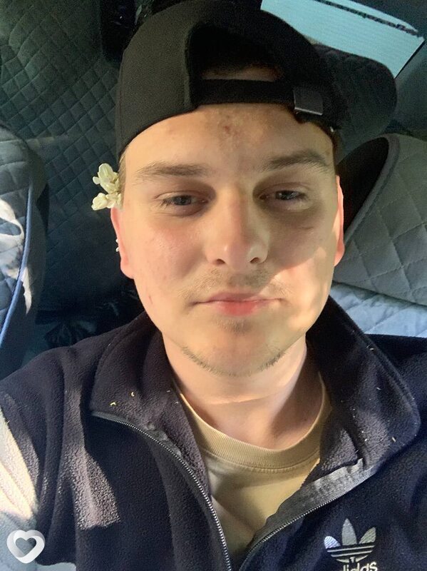 Артём, 28, Сальске — анкета №2320649