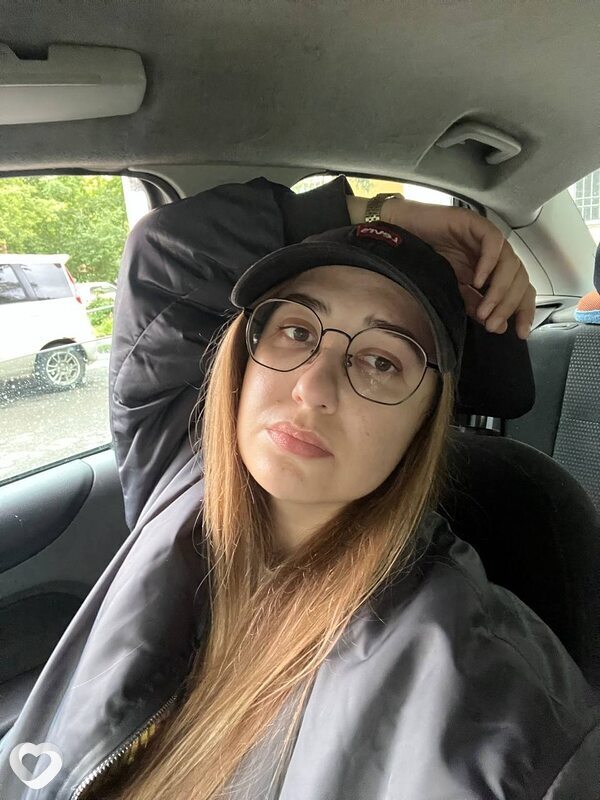 Лена, 27, Столине — анкета №2320195