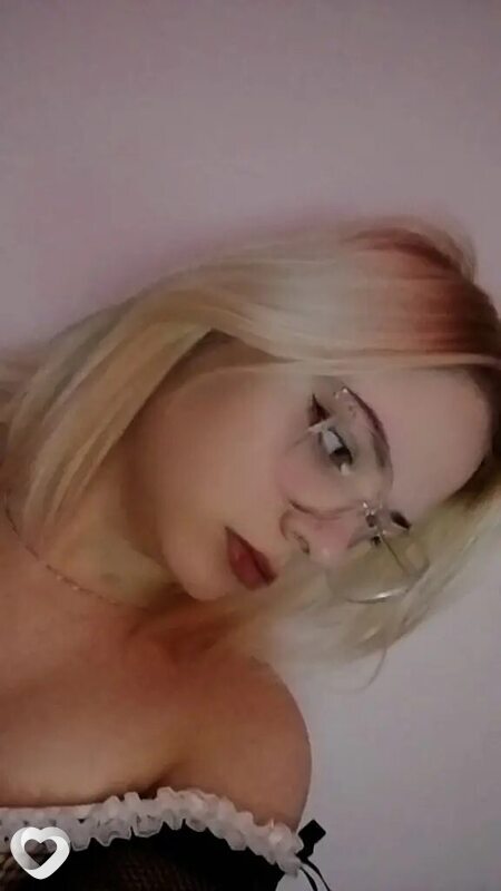 Алиса, 19, Красноярске — анкета №2320234