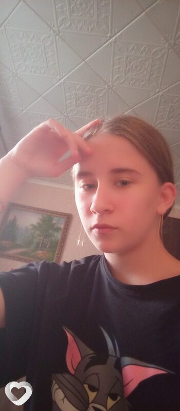 Катя, 19, Междуреченске — анкета №2321326