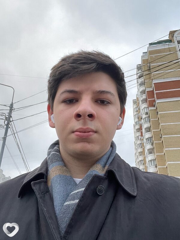 Эльдар, 23, Москве — анкета №2321860