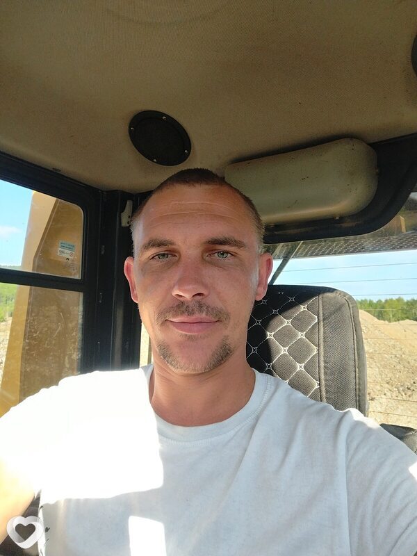 Владимир, 36, Белогорске — анкета №2322512
