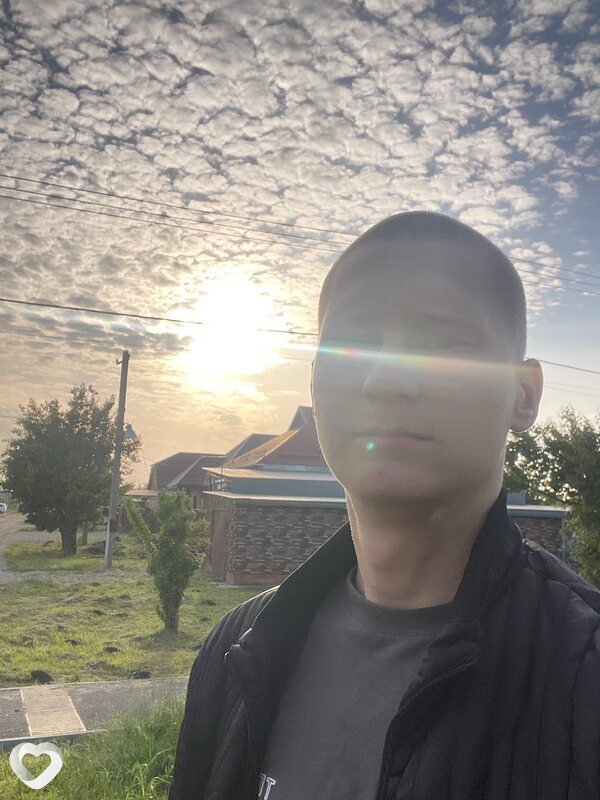 Михаил, 19, Тимашевске — анкета №2322192