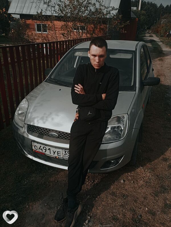 Matvey, 21, Череповце — анкета №2323001