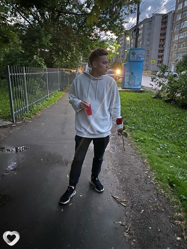 Тоша, 25, Санкт-Петербурге — анкета №2323110