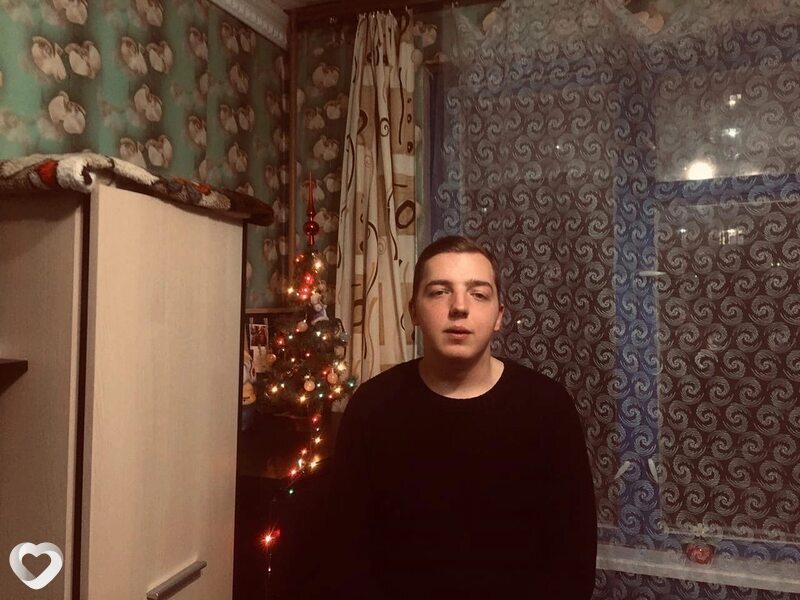 Денис, 26, Москве — анкета №2323223
