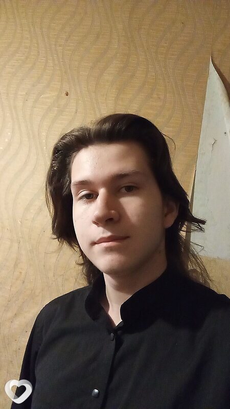 Артём, 19, Артеме — анкета №2323357