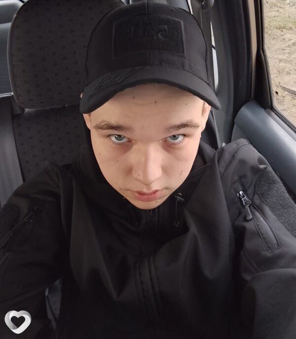 Иван, 22, Кандалакше — анкета №2323469