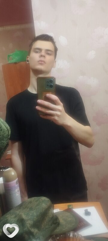Даниил, 21, Ахтубинске — анкета №2323600