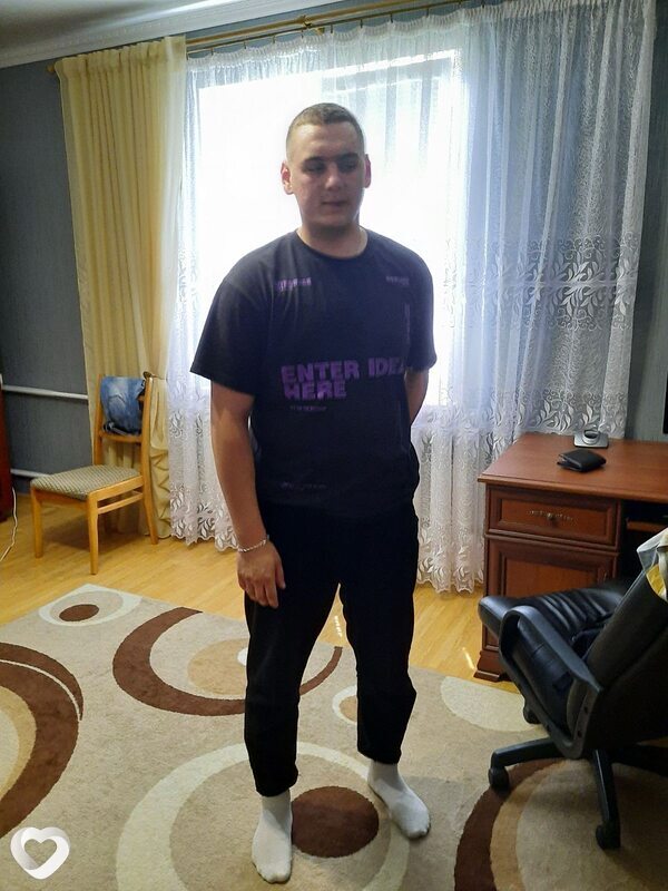 Кирилл, 25, Кобрине — анкета №2323548