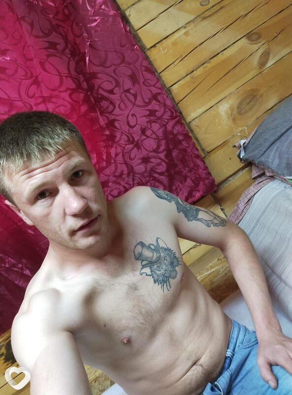 Артëм, 29, Лесосибирске — анкета №2323535