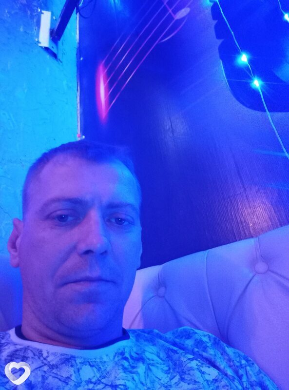 Виктор, 35, Степногорске — анкета №2323777