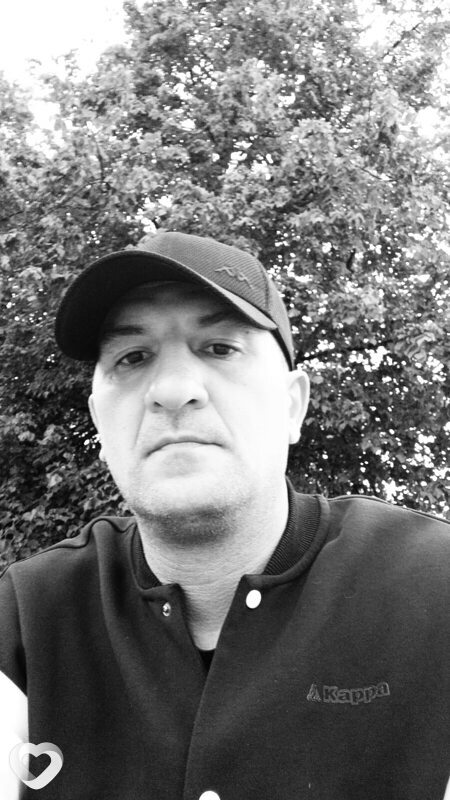 Виктор, 40, Кингисеппе — анкета №2323740