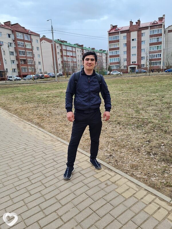 Бекзод, 27, Смоленске — анкета №2324062