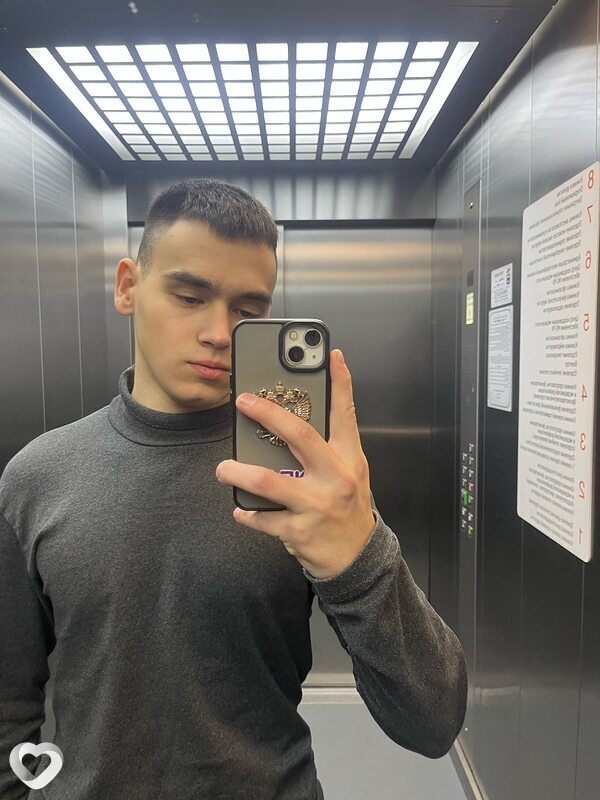 Александр, 22, Санкт-Петербурге — анкета №2324201