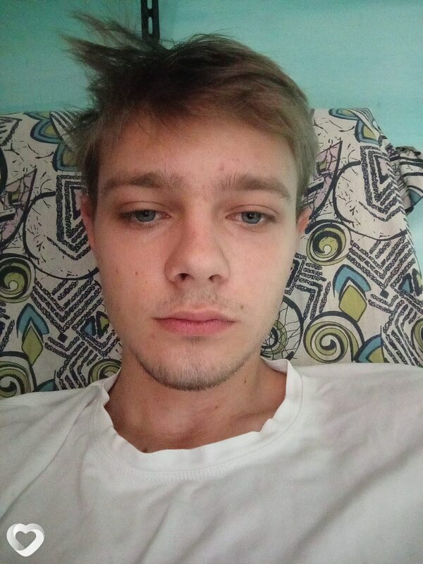 Денис, 20, Ростове-на-Дону — анкета №2324115