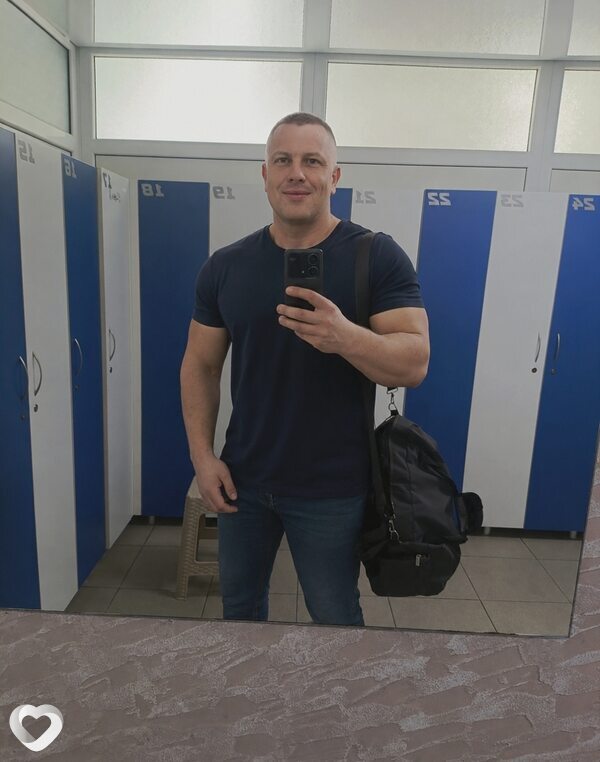 Олег, 41, Барановичах — анкета №2324966