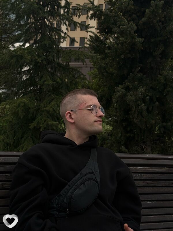 Лёша, 26, Санкт-Петербурге — анкета №2325054