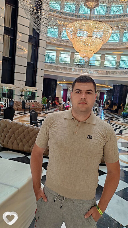 Денис, 28, Донецке — анкета №2325035