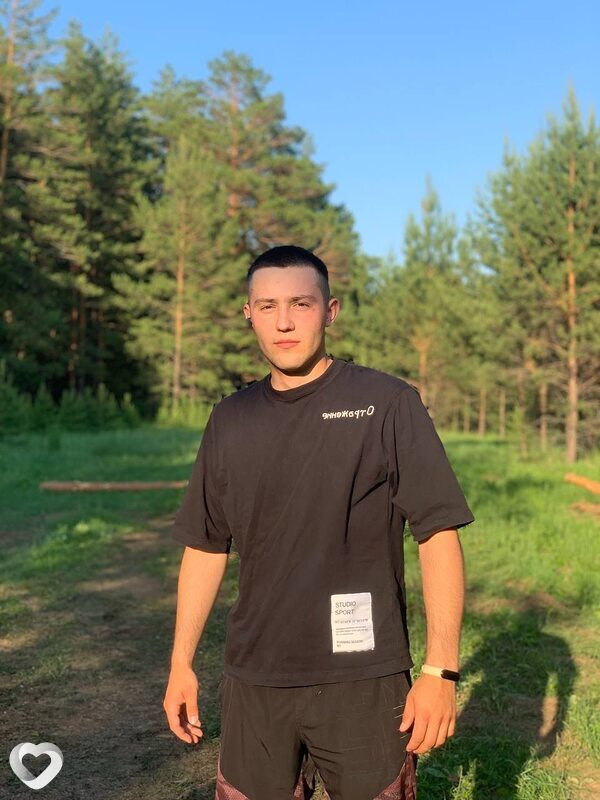 Данил, 24, Барнауле — анкета №2324932