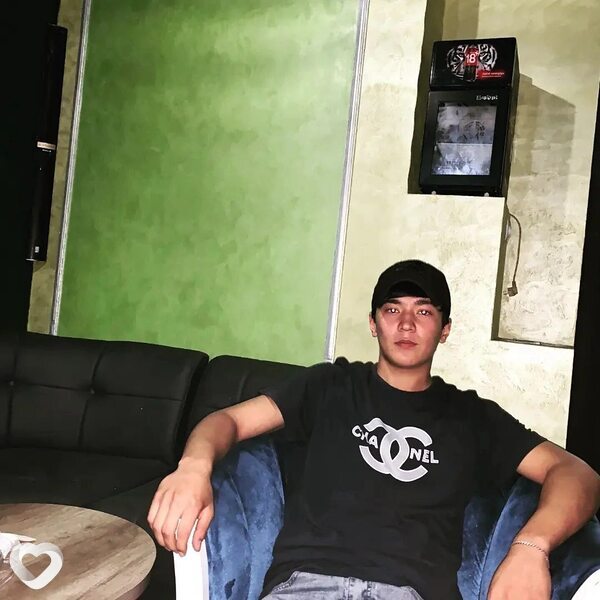 Жавохир, 22, Хабаровске — анкета №2325360