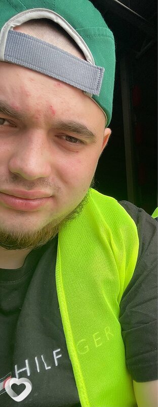 Максим, 22, Оренбурге — анкета №2325573