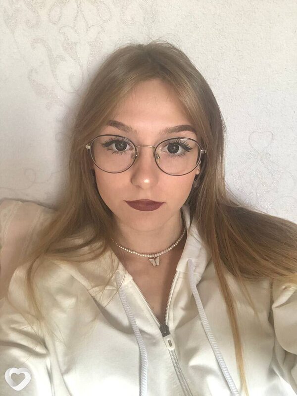 Наташа, 20, Перми — анкета №2325788