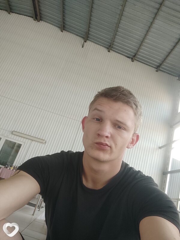 Алексей, 20, Витебске — анкета №2326412