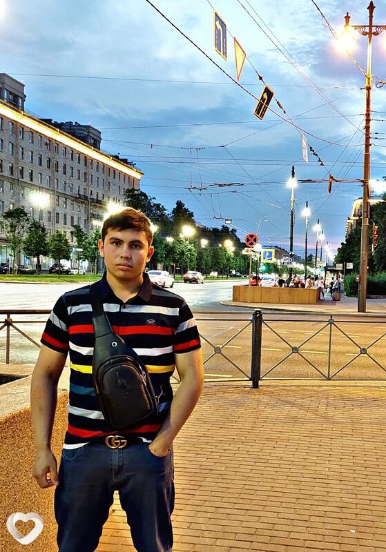 Maks, 24, Москве — анкета №2326990