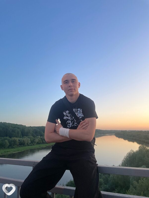Владимир, 19, Калуге — анкета №2327537