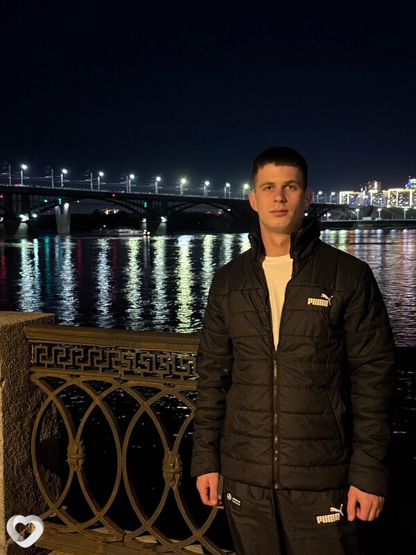 Данил, 22, Новосибирске — анкета №2327387