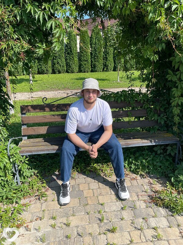 Даниил, 24, Архангельске — анкета №2327950
