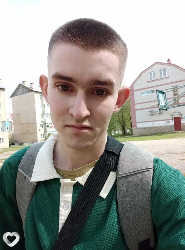 Артём, 24, Владимире — анкета №2328389