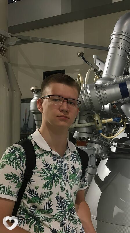 Дима, 20, Ангарске — анкета №2328456