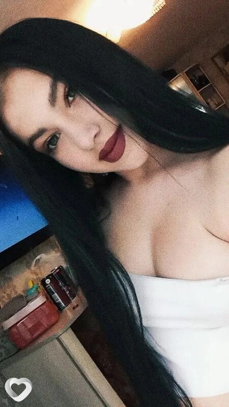 Карина, 21, Тулуне — анкета №2328273