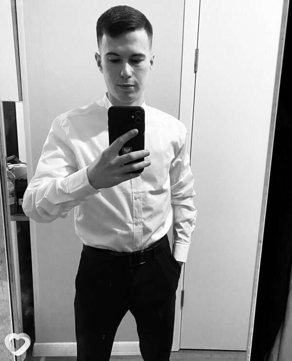 Евгений, 28, Екатеринбурге — анкета №2328676