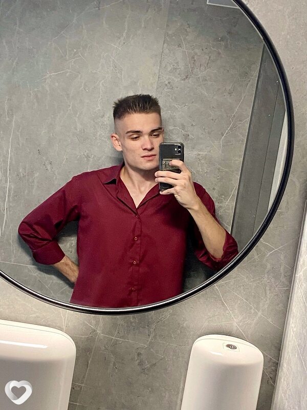 Максим, 22, Санкт-Петербурге — анкета №2328914