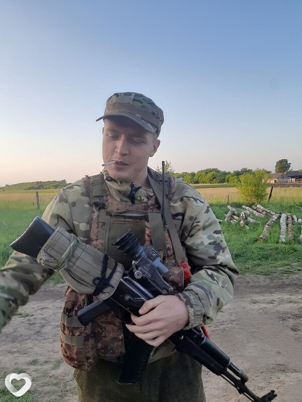 Валентин, 23, Казани — анкета №2329174