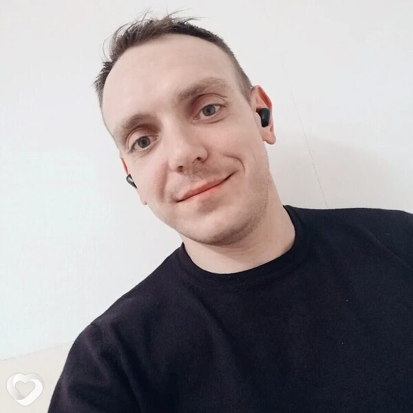 Артем, 26, Кемерове — анкета №2329533