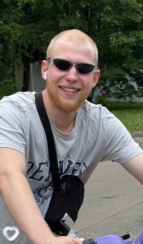Анатолий, 26, Москве — анкета №2329729