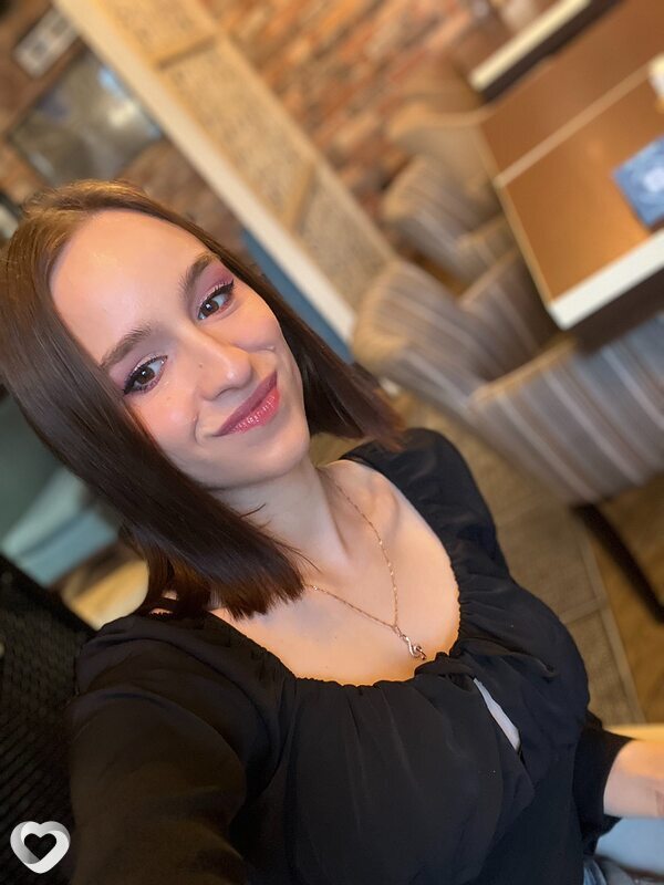 Ирина, 26, Гатчине — анкета №2329824