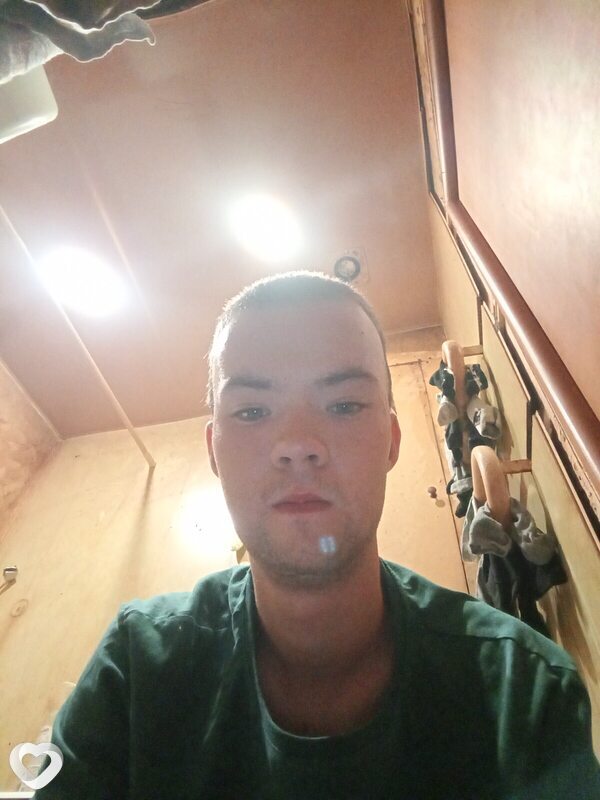 Дмитрий, 19, Перми — анкета №2330115