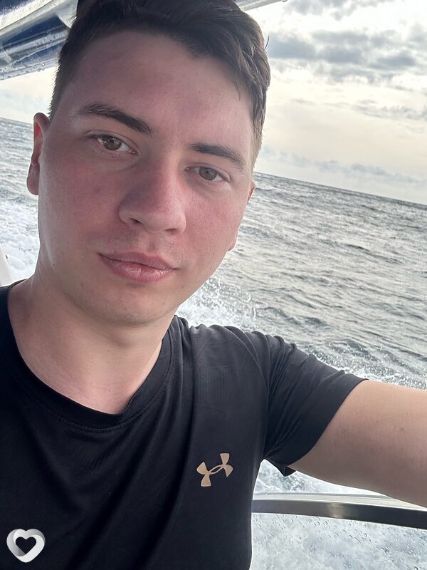 Дмитрий, 26, Донецке — анкета №2330389