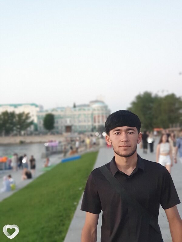 Сардор, 22, Екатеринбурге — анкета №2331359